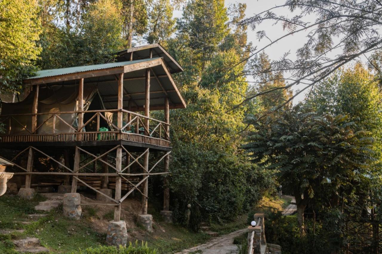 Bunyonyi Overland 4* Kabale
