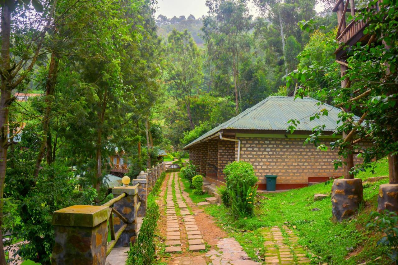 Bunyonyi Overland Resort 4*